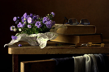 The Table, books, still life, keys, roses, glasses, flowers, purple roses HD wallpaper