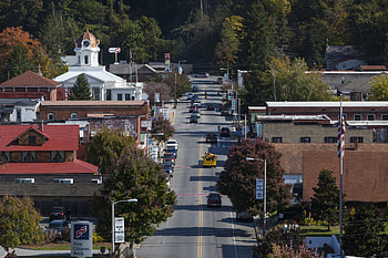 Small towns in North Carolina, Visit and live in NC, Quaint and charming, Great local experiences HD wallpaper