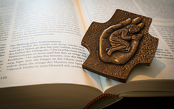 In Hand of God, Hand, healing, God, Bible HD wallpaper