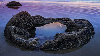 Moeraki, New Zealand, dawn, coast, sky, rocks, ocean HD wallpaper