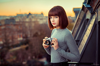 Olympus, Women, Marie Grippon, Blue Eyes, Brunette, Camera, Depth Of Field, Model, Short Hair HD wallpaper