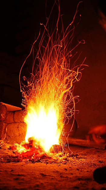 Bonfire, Orange Fire HD phone wallpaper