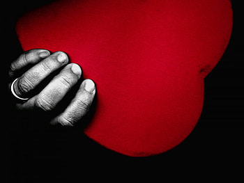 holding on the love, mushtaq, pervez, javed, jumma HD wallpaper