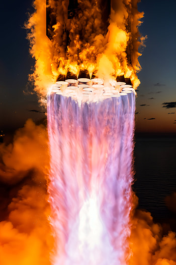 SpaceX Superheavy Booster: Stunning HD phone wallpaper
