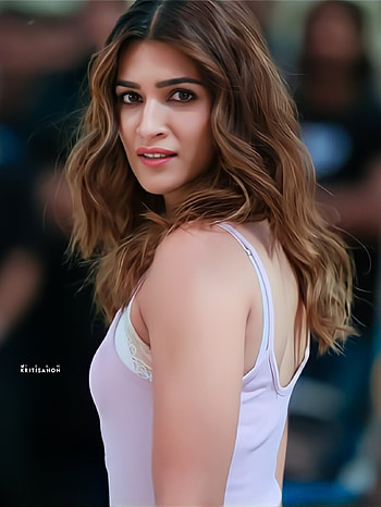 Kriti sanon, eye, actress, face, beauty, Bollywood HD phone wallpaper