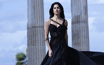 Katrina Kaif, Black dress, Flawless HD wallpaper