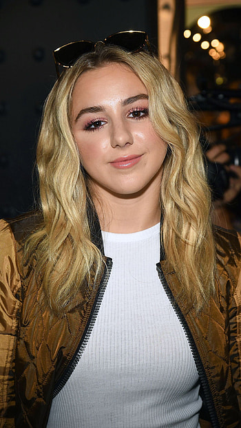 Chloe Lukasiak, american dancer, actress HD phone wallpaper