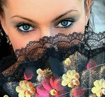 Beauty, eyes, beautiful, woman, fan HD wallpaper