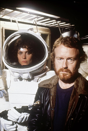 Ridley Scott, Iconic director, Cinematic talent, Sigourney Weaver collaboration HD phone wallpaper