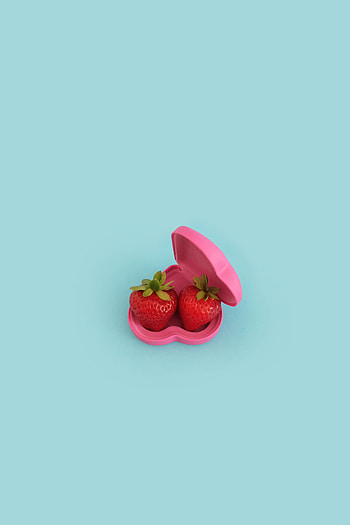 Strawberry, Berries, Minimalism, Heart HD phone wallpaper