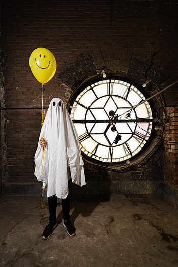 Halloween, Miscellanea, Miscellaneous, Smile, Ball, Attire, Outfit, Ghost HD phone wallpaper