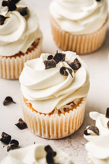 Mascarpone-infused cream, Creamy and rich, Sweet and smooth, Indulgent delight HD phone wallpaper