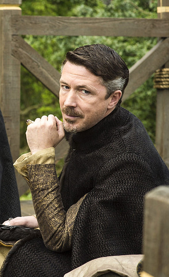 Aidan Gillen backgrounds HD phone wallpaper