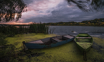 Sunset, boats, clouds, sky, lake HD wallpaper