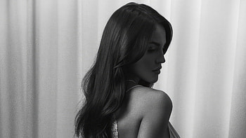 Eiza Gonzalez Elias Tahan hoot, eiza-gonzalez, music, celebrities, girls, monochrome, black-and-white HD wallpaper
