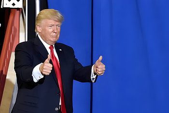 MAGA Thumbs-Up — Rally, Donald Trump, MAGA HD wallpaper