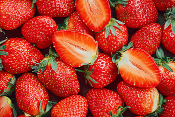 Strawberry Delight: Fresh, Juicy & Vibrant Feast, food, strawberry HD wallpaper