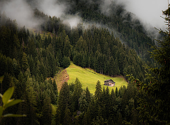 Farm House on top on Mountain, Farm, house, sky, tree, mountain HD wallpaper