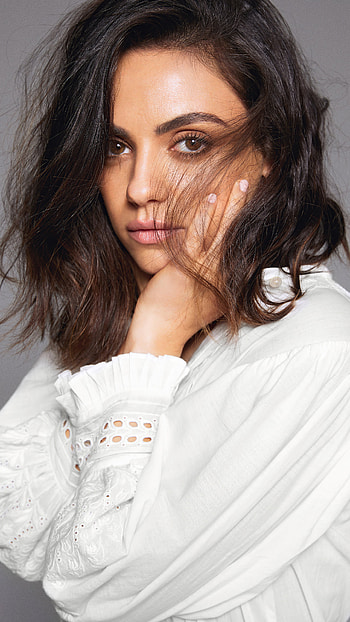 Mila Kunis, 2020, Sony Xperia HD phone wallpaper