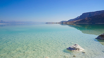 Swimming in the Dead Sea, Israeli travel guide, Enjoyable experience, Saltwater buoyancy HD wallpaper