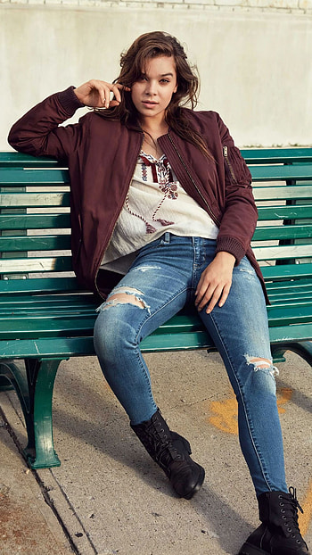 Hailee Steinfeld appreciation, Blu ray forum, Hailee Steinfeld, Movie wardrobe HD phone wallpaper