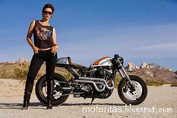 cafÃ©-racer-girl-and-motorcycle---espectaculares HD wallpaper