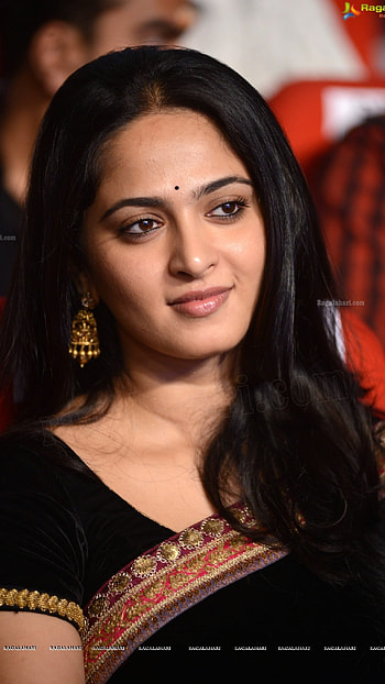 Tamil Heroine, Anushka Shetty, Anushka Shetty South HD phone wallpaper