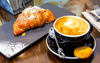 Almond, Croissants HD wallpaper