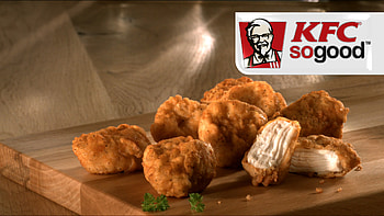 Fried Chicken, Crispy Delights, Mouthwatering Indulgence, Savory Treat HD wallpaper