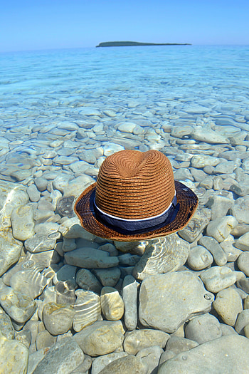Water, Stones, Coast, Miscellanea, Miscellaneous, Hat HD phone wallpaper