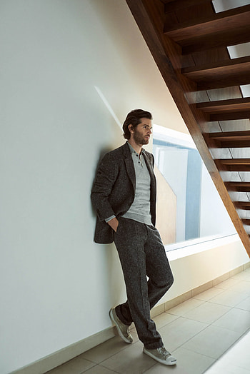 Jim Sturgess Movies, English cut, The Cork movie, Unique cinematic experience HD phone wallpaper