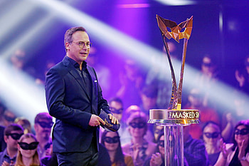The Masked Singer, 2022 Matthias Opdenhvel, Last-minute replacement, Springt ein HD wallpaper