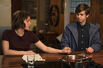 Paige Spara, TV Shows, Personal life, Pregnancy rumors HD wallpaper
