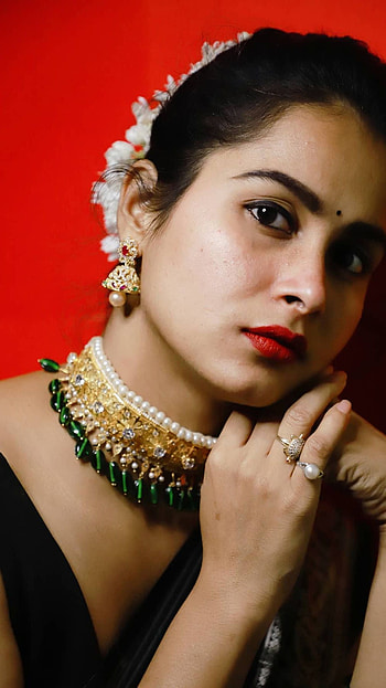 Kanchan bamne, telugu actress, model, saree beauty HD phone wallpaper