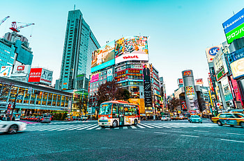 Tokyo Street Life: Ultra, city, Tokyo, Japan, street HD wallpaper