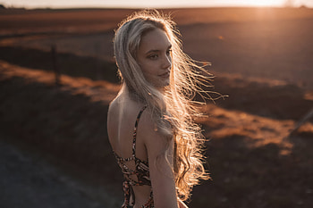 Girl Sunlight Blonde Hairs , blonde, girls, model HD wallpaper