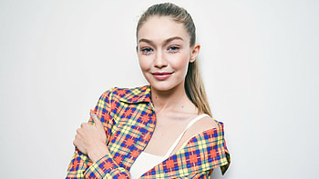 Gigi Hadid, Sexy HD wallpaper