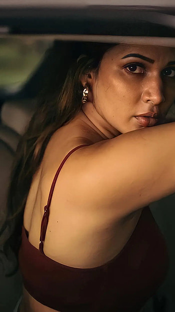 Lavanya tripathi, telugu actress, model, sexy gorgeous HD phone wallpaper