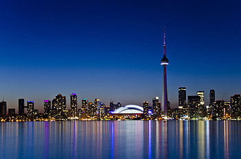 Toronto Skyline, Northbridge Financial Corporation, Nighttime cityscape, Toronto HD wallpaper