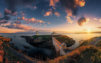 Lighthouse in Spain, island, bridge, lighthouse, Spain HD wallpaper