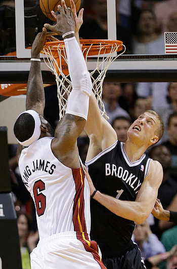 King James, Mason Plumlee HD phone wallpaper