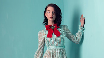 Celebrity, short hair, Anya Taylor-Joy HD wallpaper