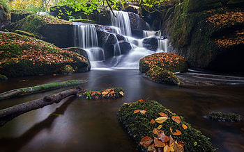 Waterfall near Saint Herbeot Brittany France, France, waterfall, Saint Herbot, Saint Herbot brittany, Brittany HD wallpaper