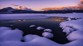 A gorgeous sunset at Sparks Lake in Oregon, snow, colors, clouds, landscape, sky, usa, ice, mountain HD wallpaper