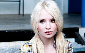 Emily Browning , Chic design, Elegant style, Celeb hoot HD wallpaper
