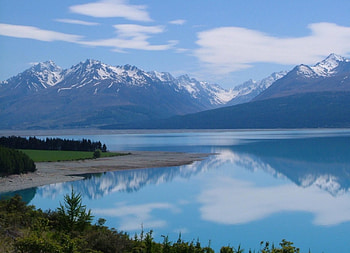 Tasman Valley, Aoraki Mount Cook, Canterbury, New Zealand, brush, grass, land, mountain, lake, daylight, day, reflection, clouds, nature, sky, water, forest HD wallpaper