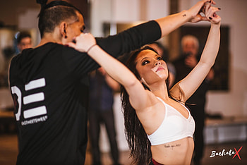 Elina Sumichan, Bachata HD wallpaper