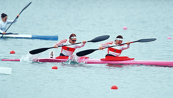 Katrin Wagner-Augustin and Birgit Fischer, Canoeing HD wallpaper