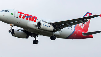 TAM Linhas Aereas, Travel in Brazil, Airbus A319, Unique flying experience HD wallpaper