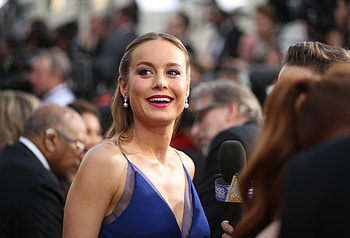 Brie Larson, Celebrity, Actress, American, Brown Eyes, Brunette, Lipstick, Smile HD wallpaper